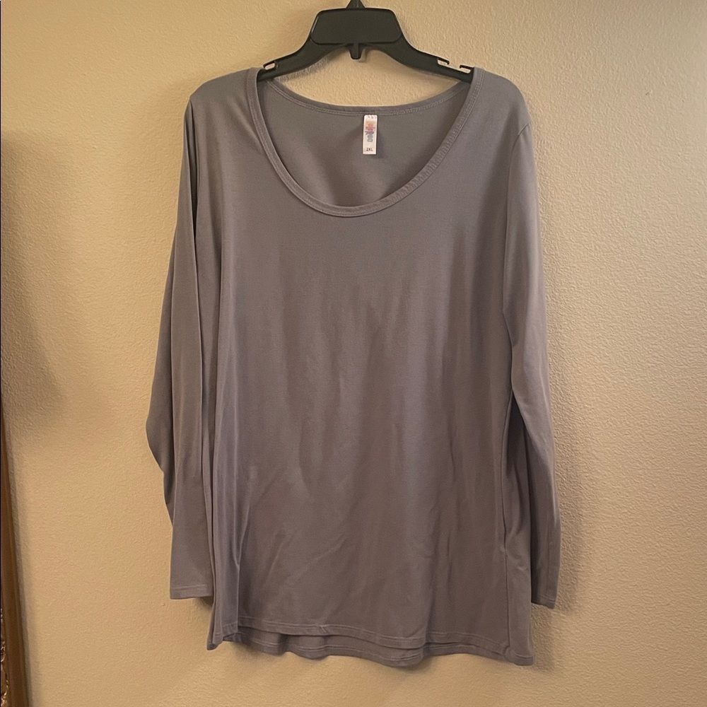 Women's LuLaRoe Gray Long Sleeve crew neck Top size 2XL